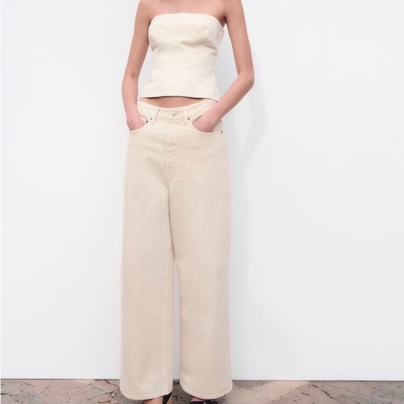Zara Denim - ZARA Mid Rise Loose Fit Denim Ecru
